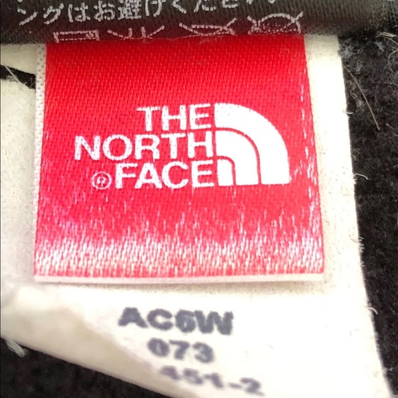 The North Face Black Denali Jacket - Picture 8 of 8